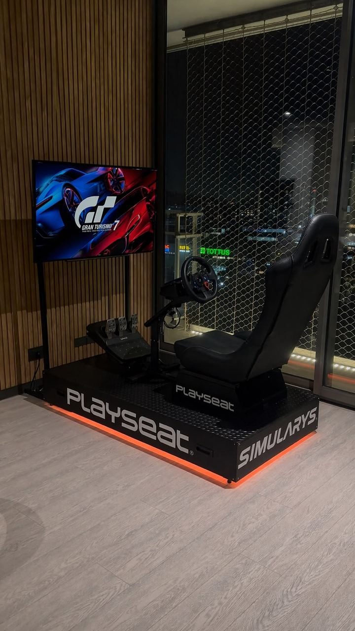 Simulador de carreras premium para eventos corporativos en Santiago, Chile
